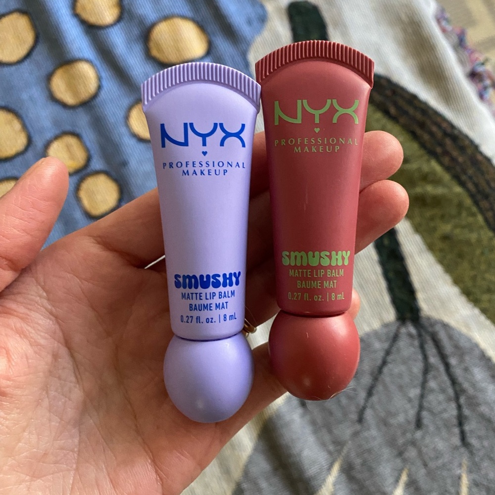 NYX Smushy Matte Lip Balm